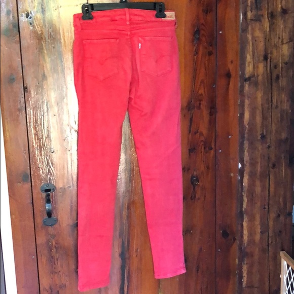 Levi’s Hi Rise Skinny red pants - Picture 2 of 5